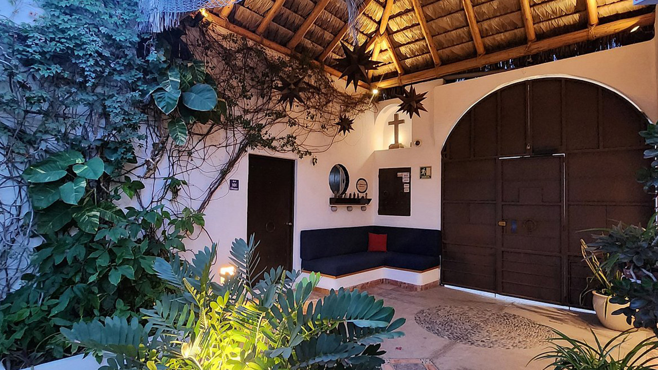 Transportación a Los Milagros Hotel